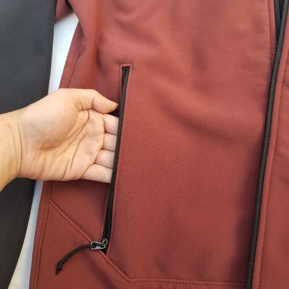 The North Face Two-toned Jacket - Picture 12 of 15